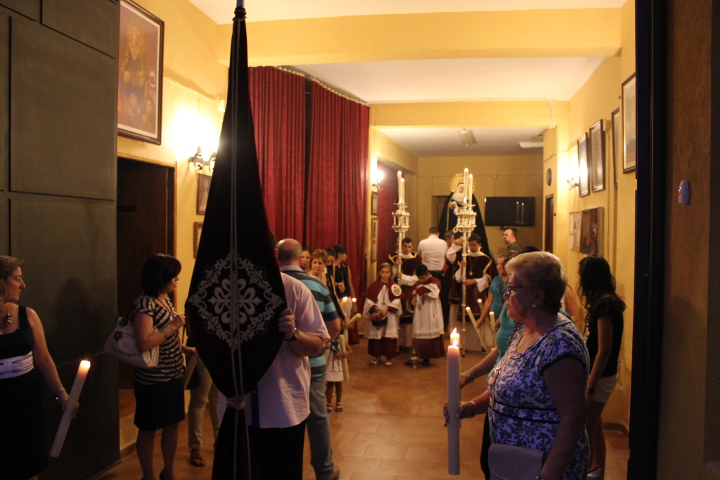 Galería fotográfica del Traslado de María Stma. de la Palma a la Iglesia Parroquial para la celebración de los Cultos de Reglas.